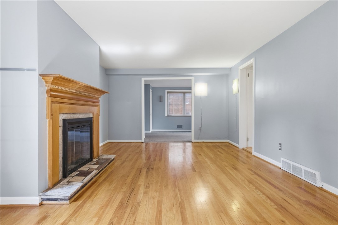 419 Burlington Rd