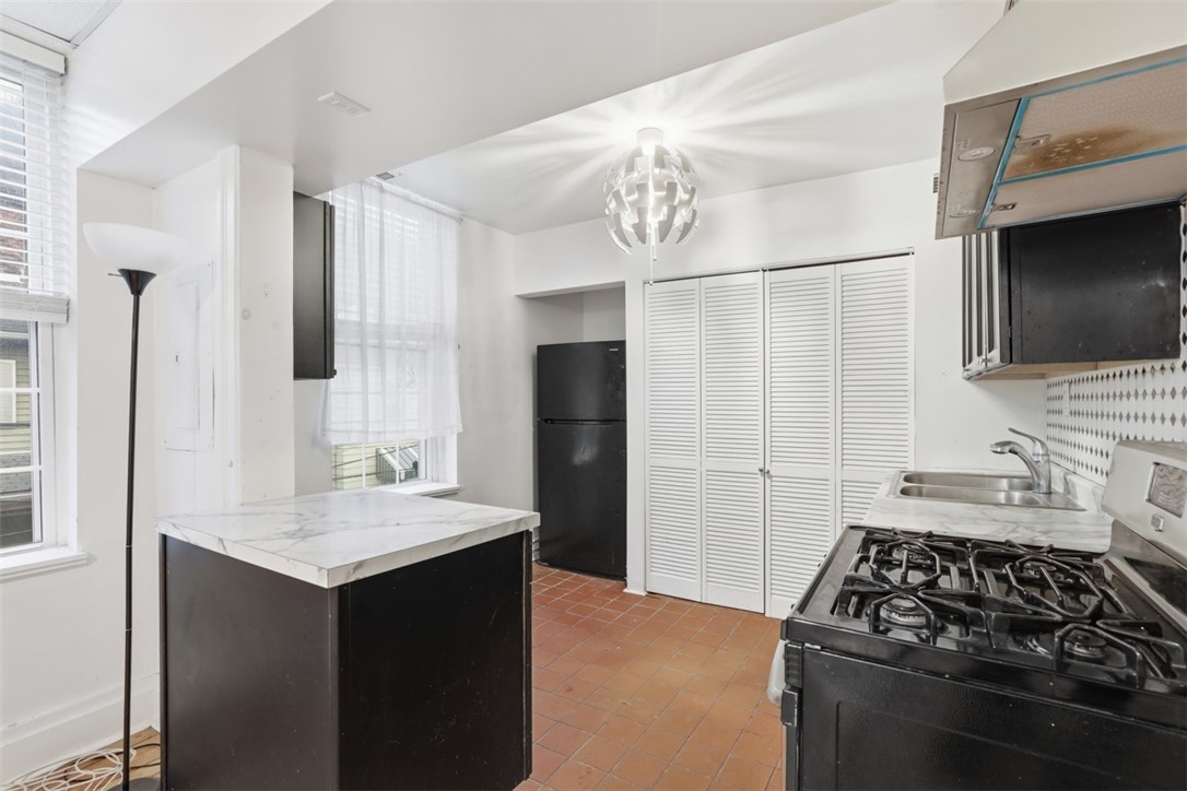 226 8th St 224