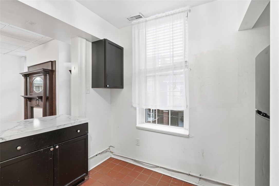 226 8th St 224