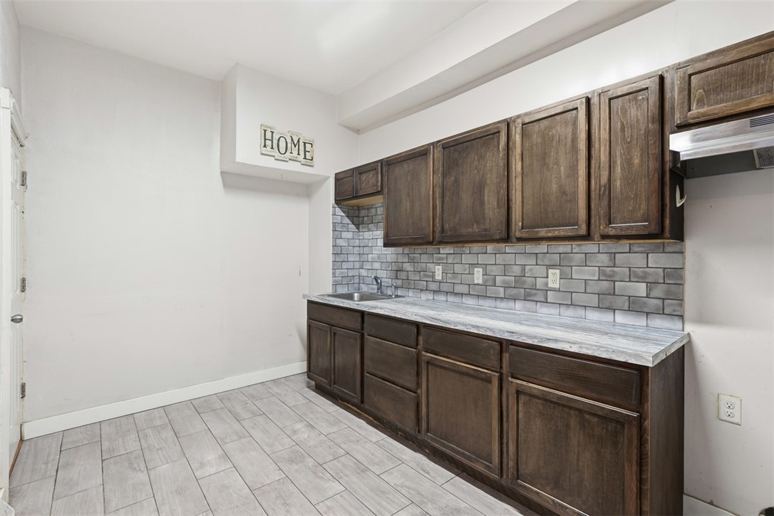 226 8th St 224