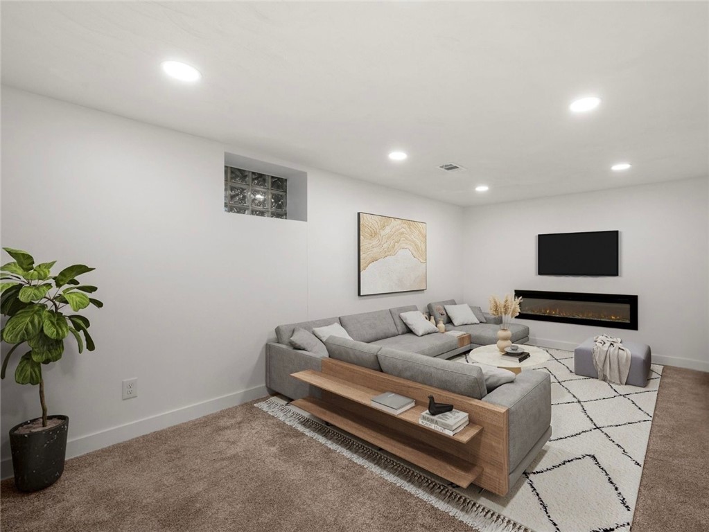 107 Marlboro Rd