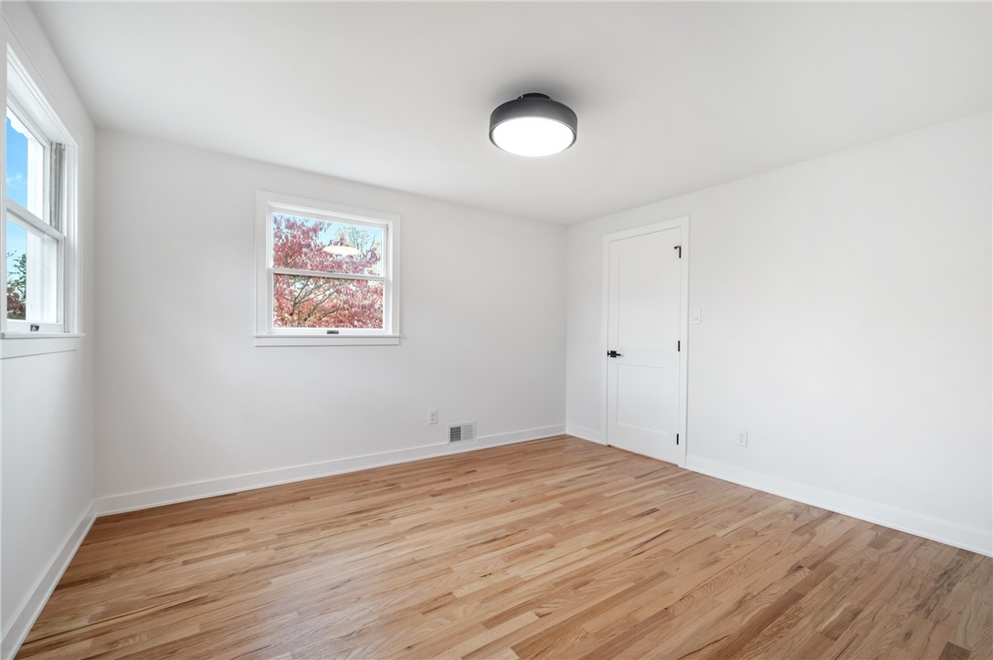 107 Marlboro Rd