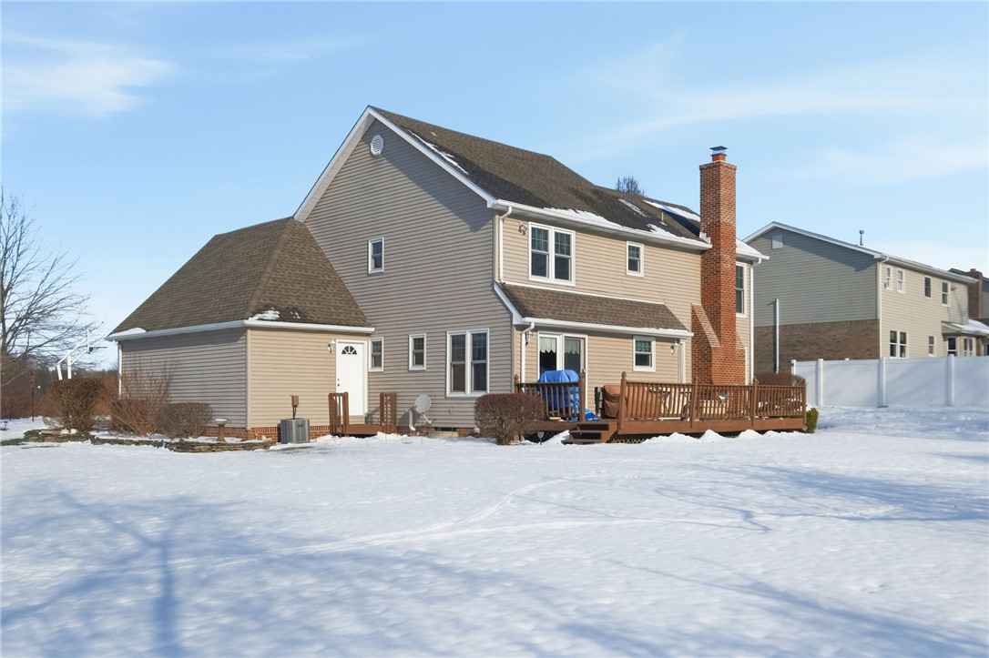 27 Deerfield Dr