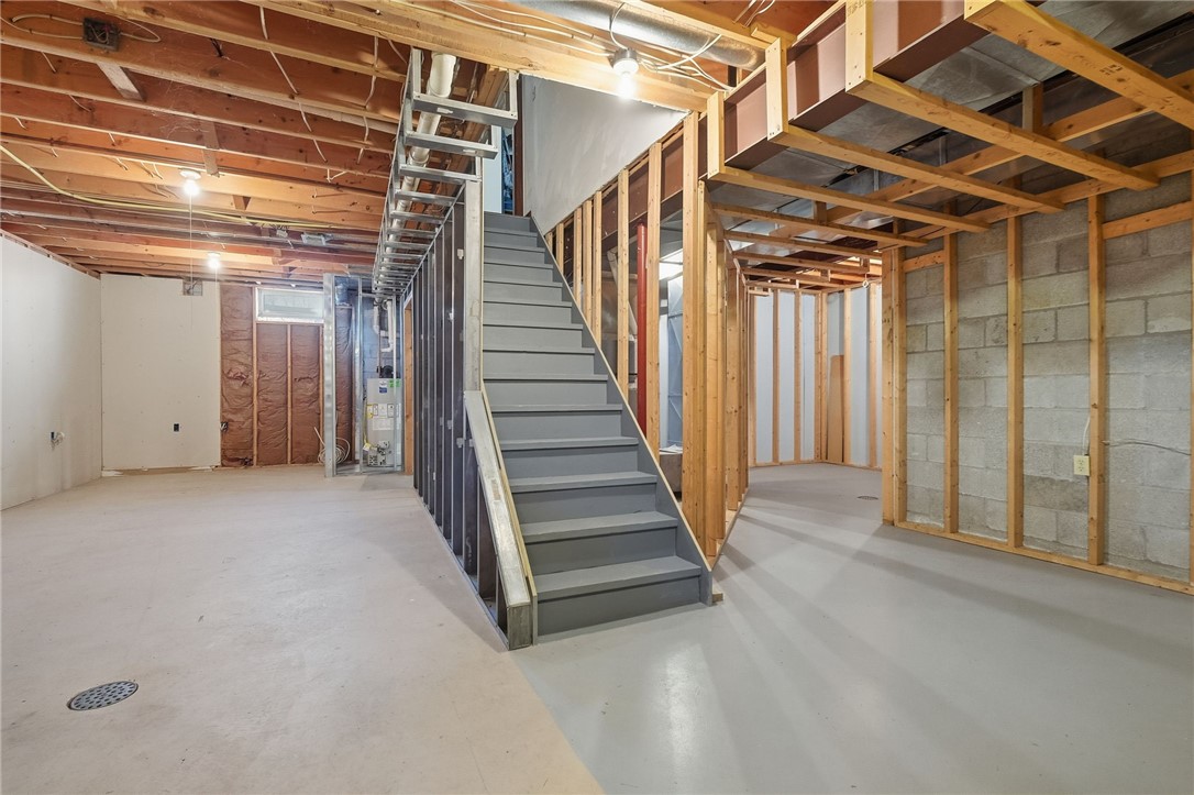 27 Deerfield Dr