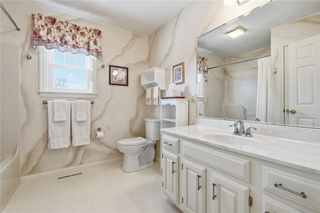 27 Deerfield Dr