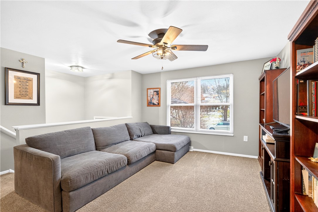 97 Prestwick Dr