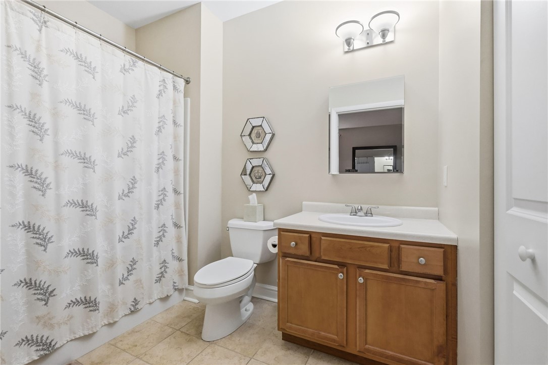 5570 CentreAvenue 400