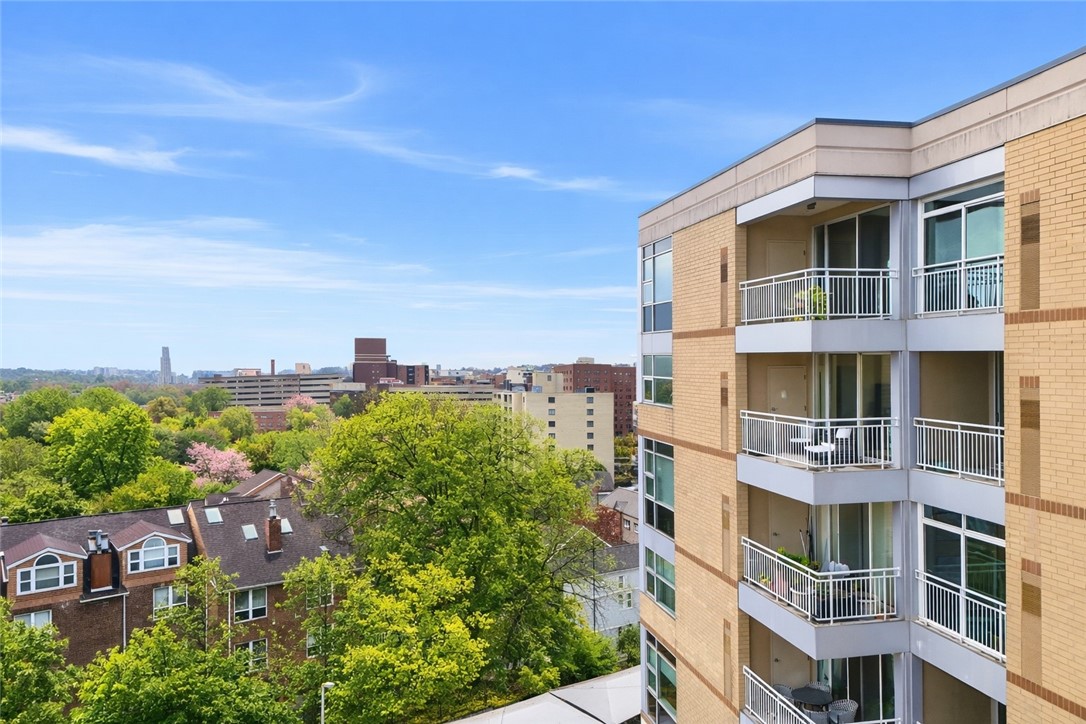 5570 CentreAvenue 400