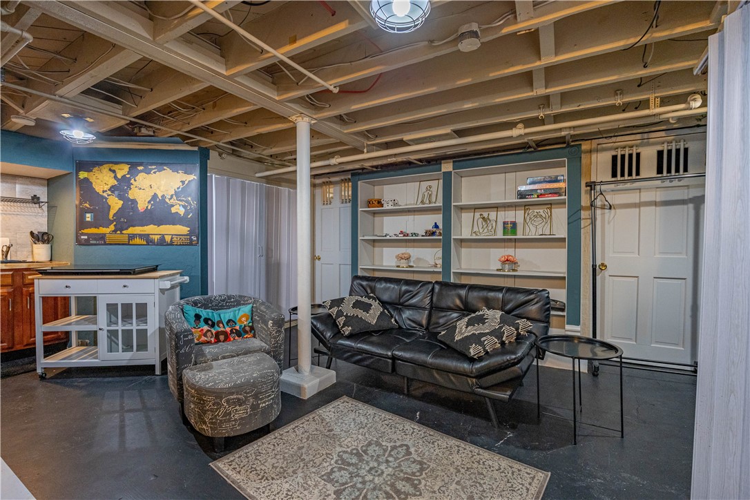 348 Anthony St