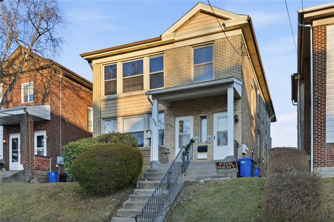 2303 Sherbrook St 2