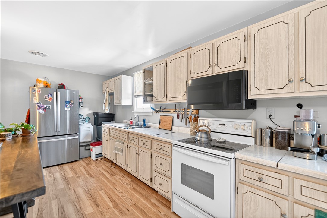 122 Sonnie Dr