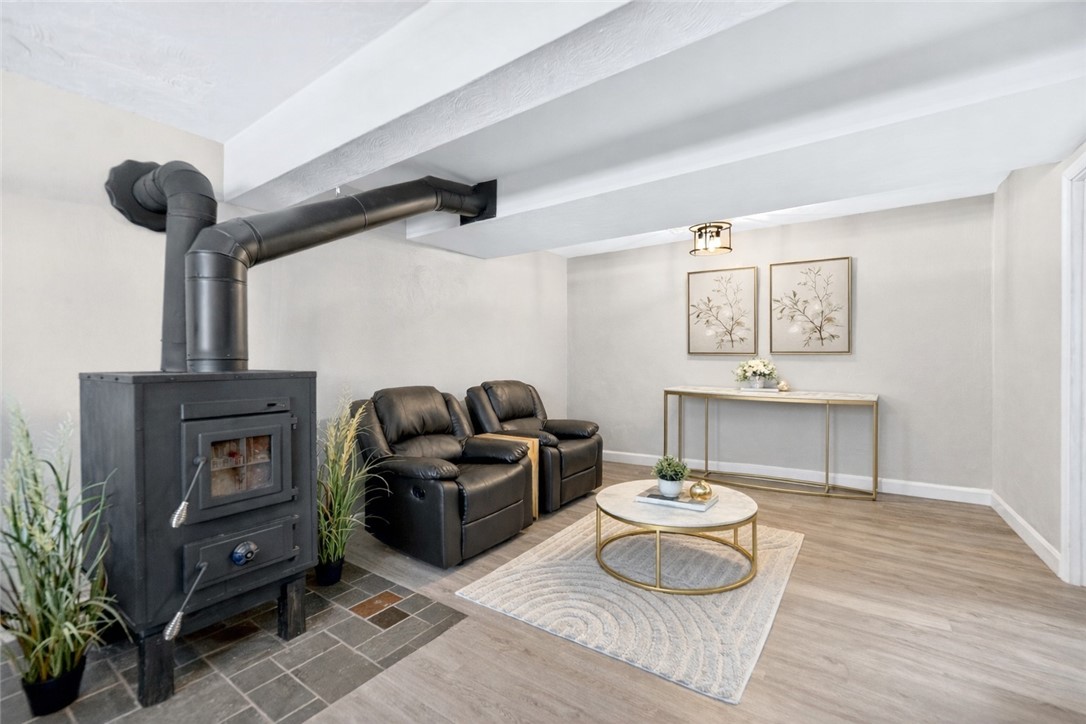 122 Sonnie Dr