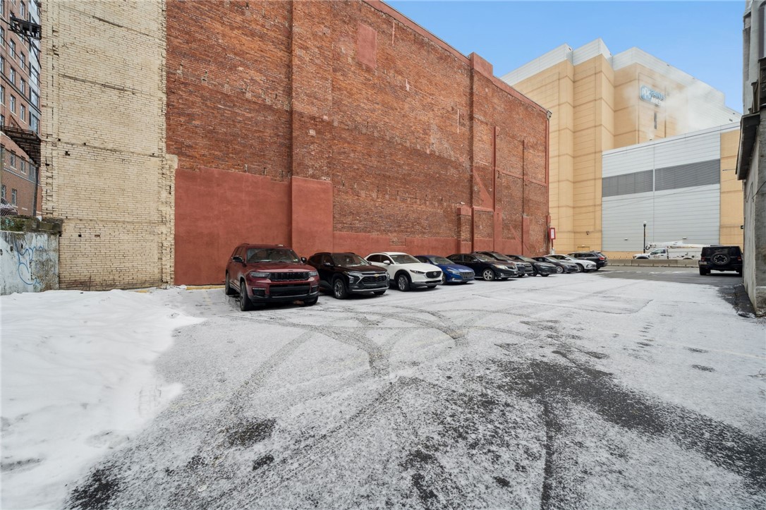 1108 5th Ave