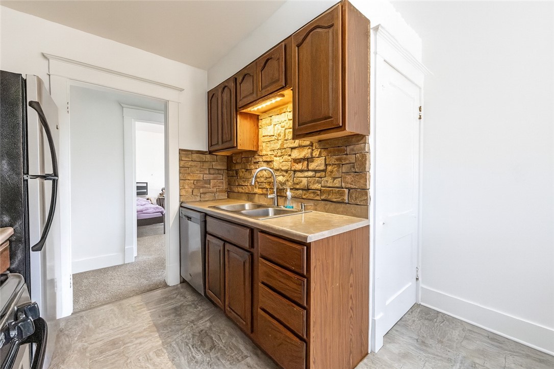 1470 Old Leechburg Rd