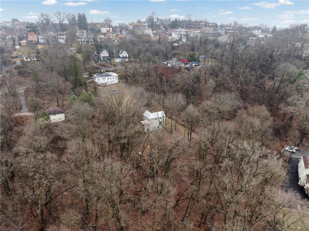 2500 Louisiana Ave