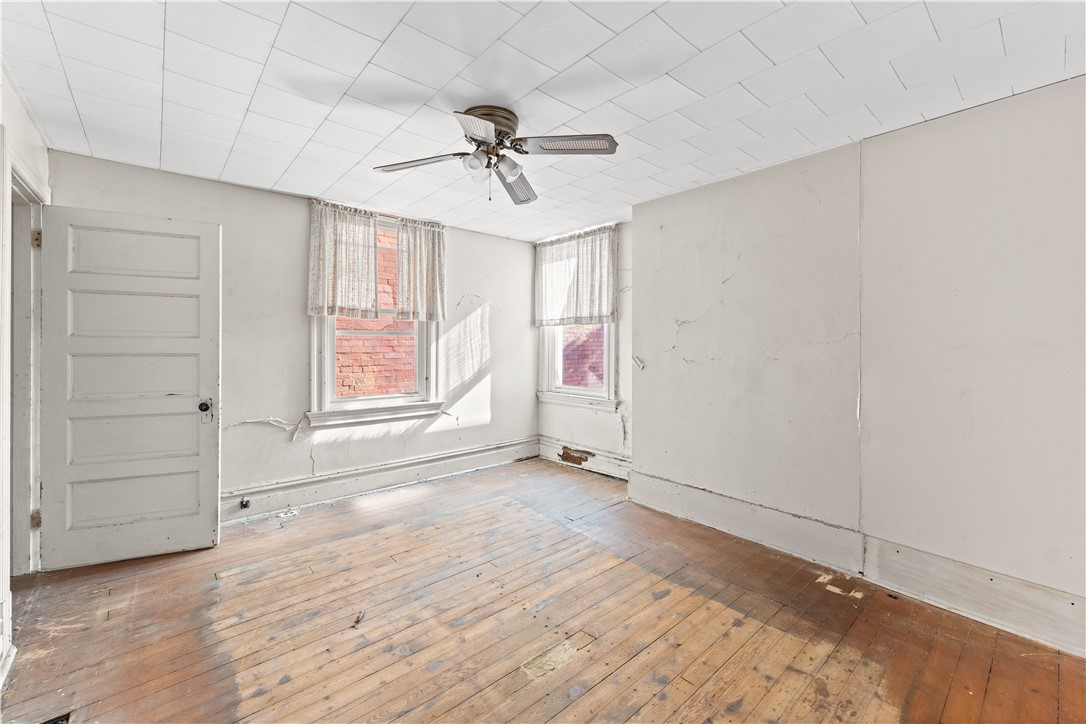 115 Hawkins Ave