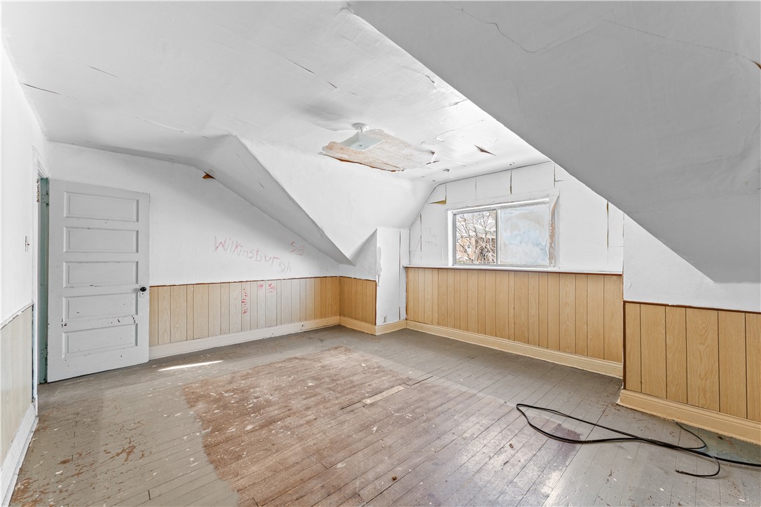 115 Hawkins Ave