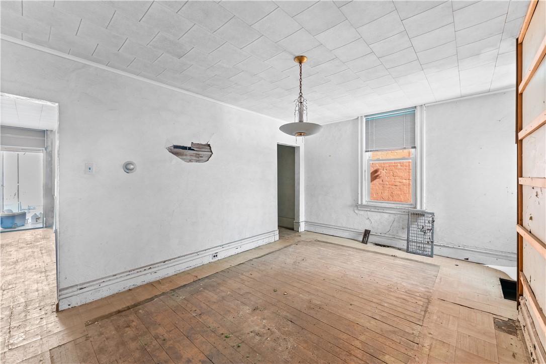 115 Hawkins Ave