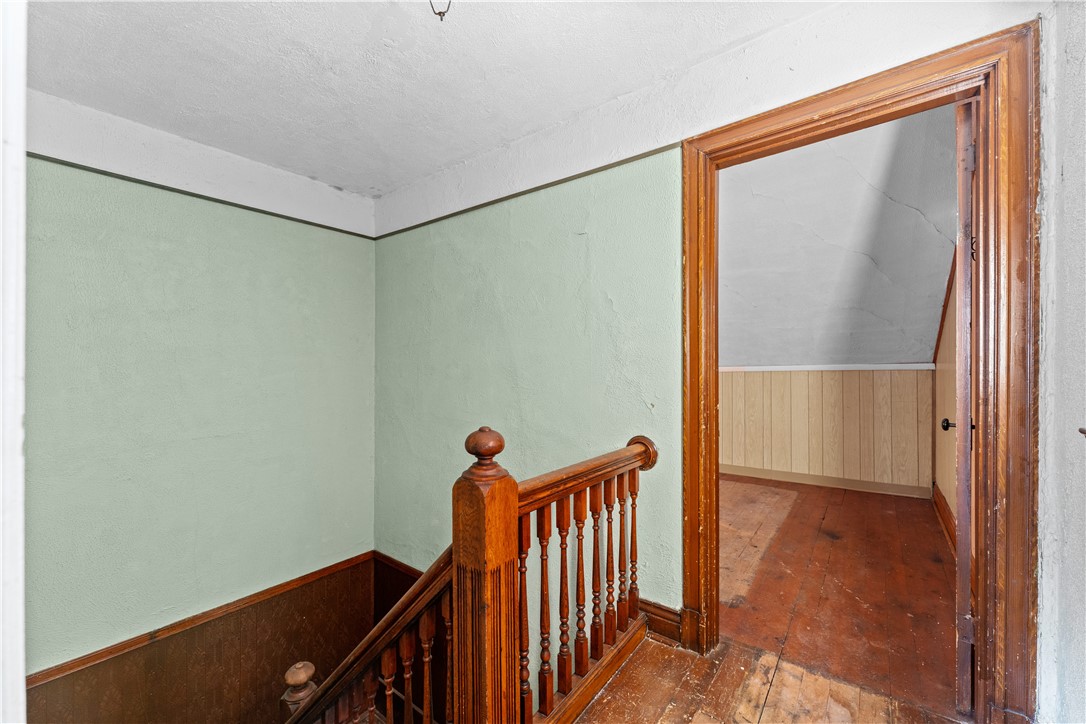 115 Hawkins Ave