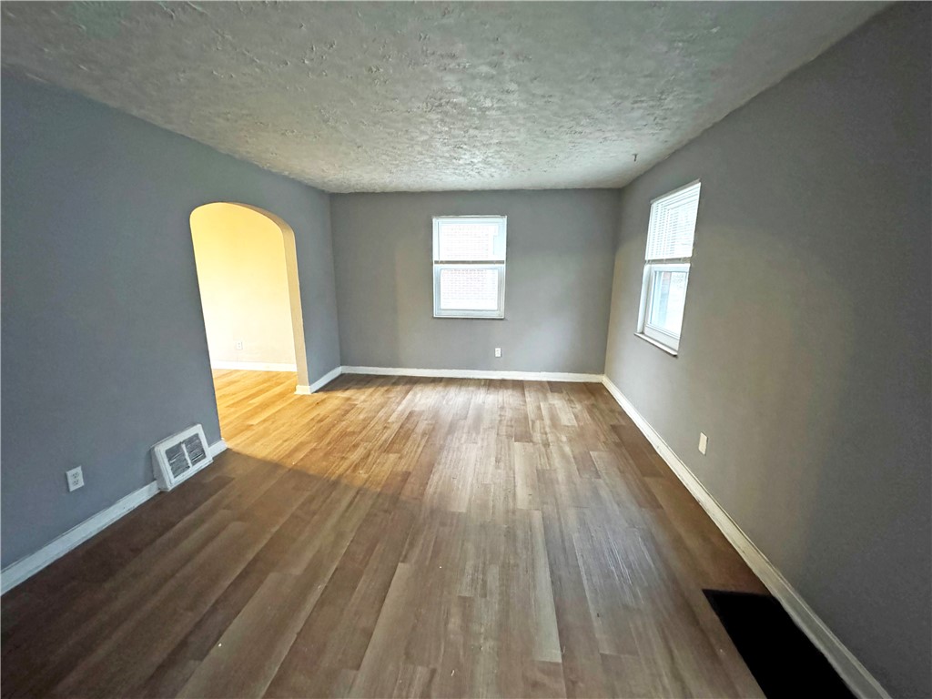 5901 Verona Rd
