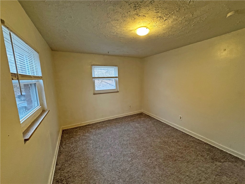 5901 Verona Rd