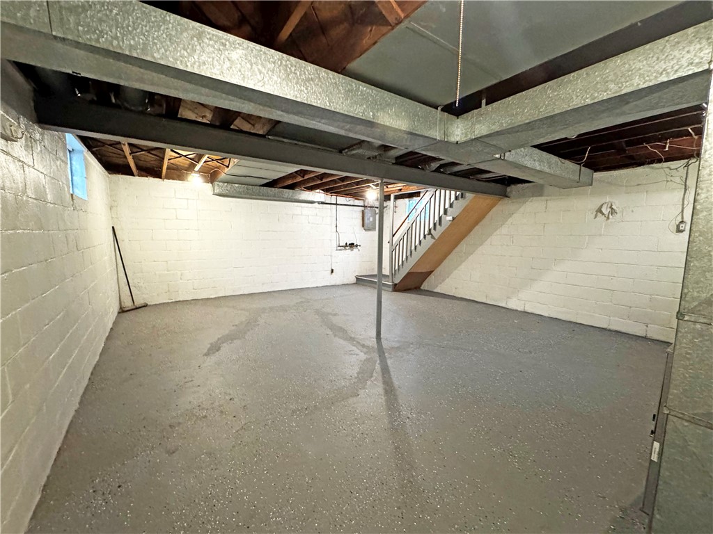 5901 Verona Rd