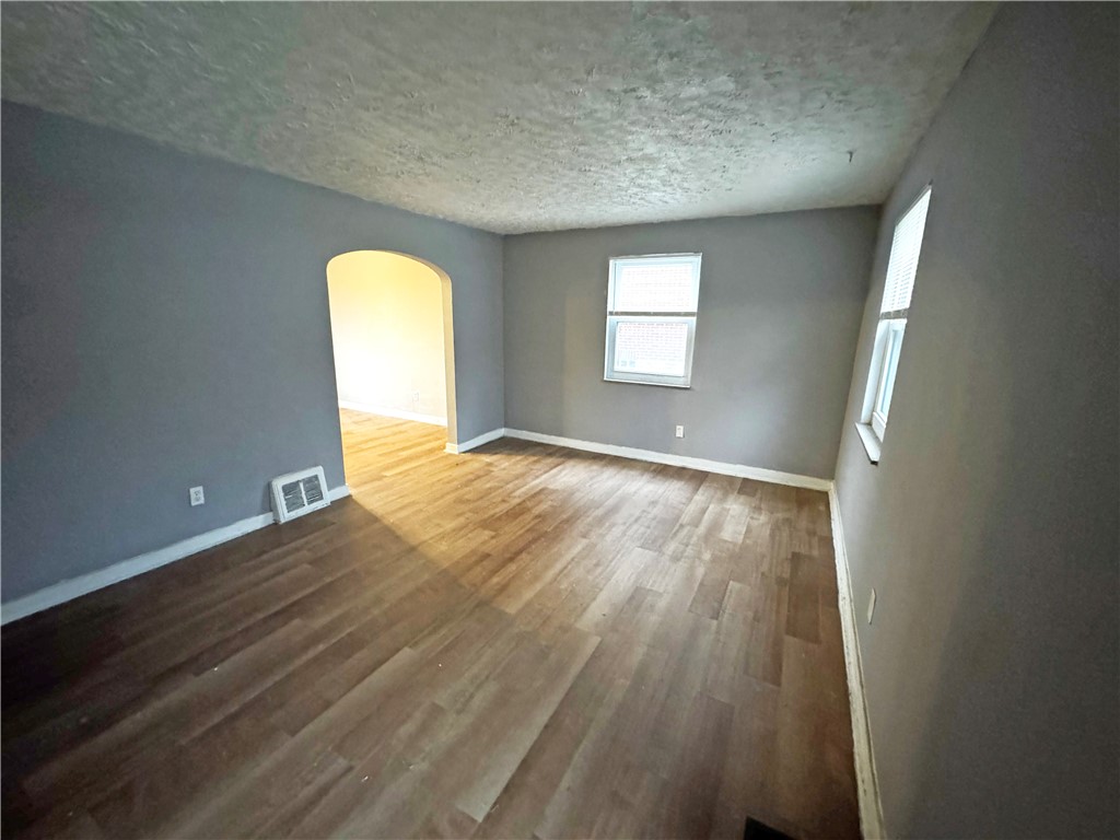 5901 Verona Rd