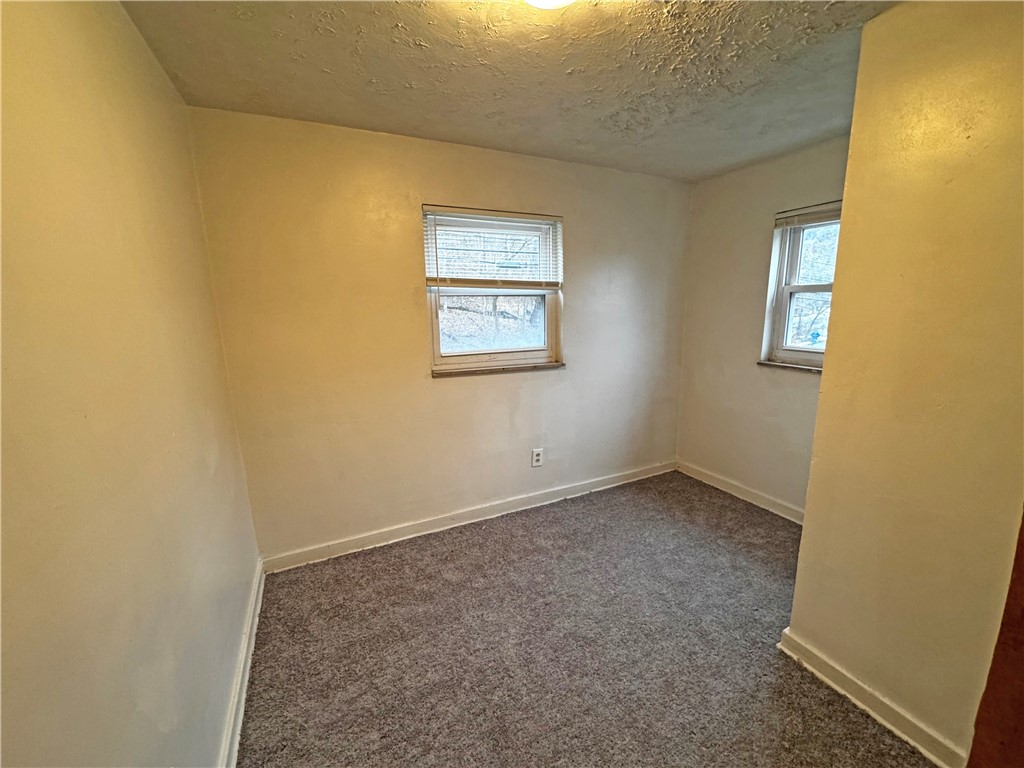 5901 Verona Rd