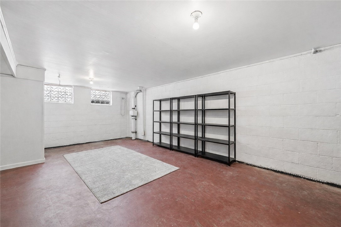310 Edgewood Rd