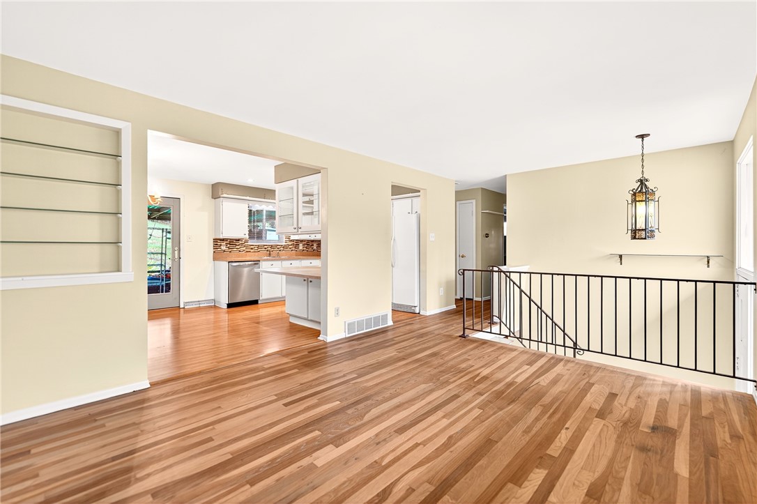 112 Kollar Dr