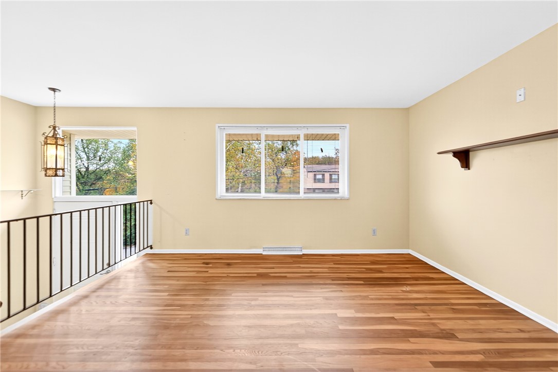 112 Kollar Dr