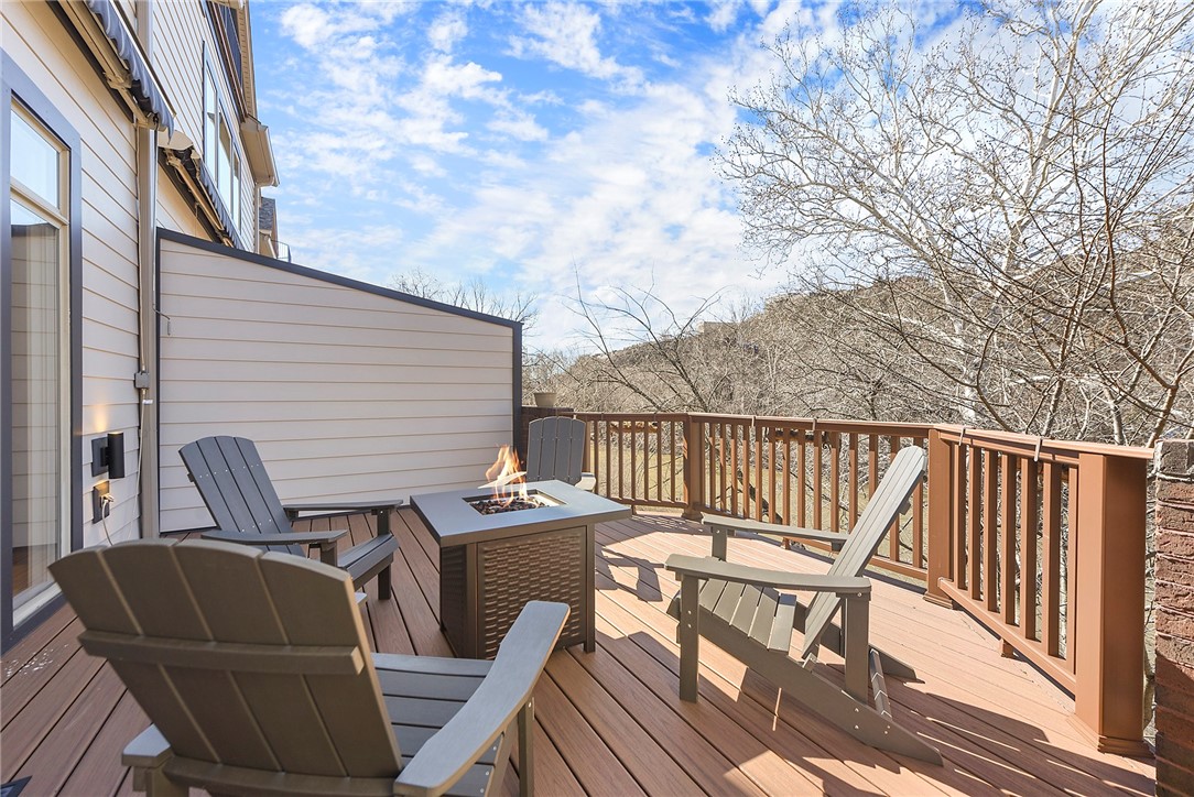 71 Waterfront Dr