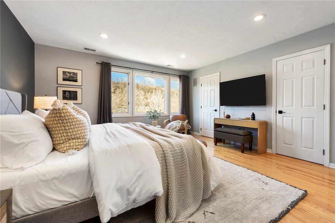 71 Waterfront Dr