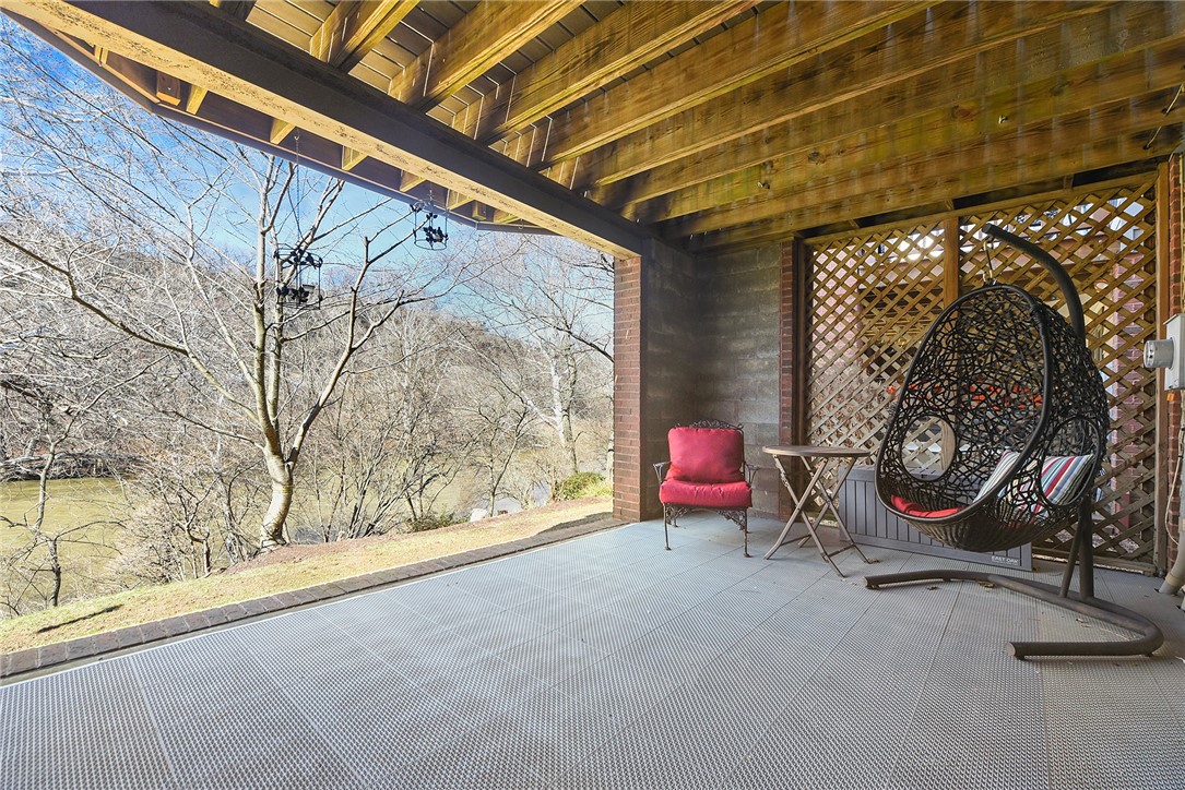 71 Waterfront Dr