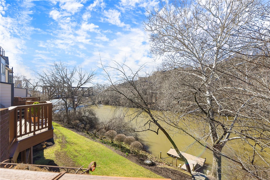 71 Waterfront Dr