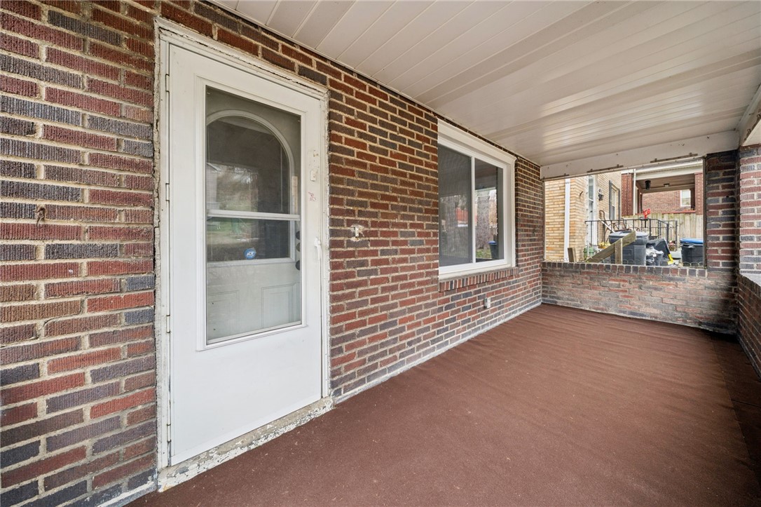 617 Danbury St