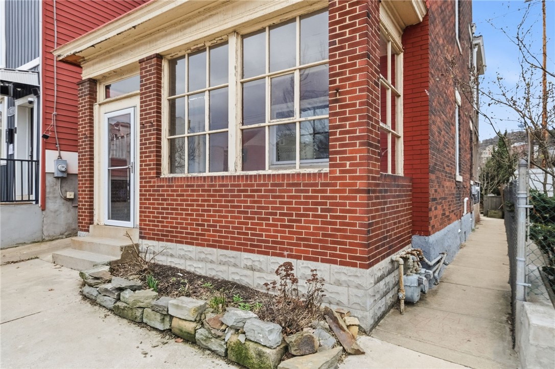 3900 Liberty Ave
