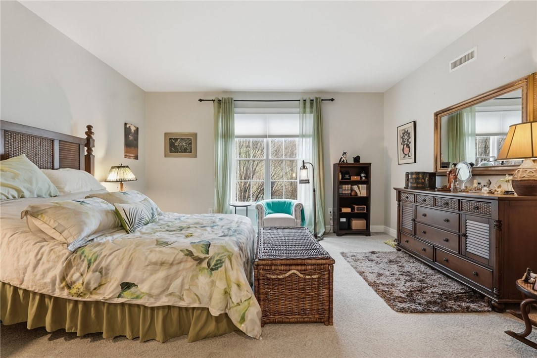 1240 Crescent Pl 2H