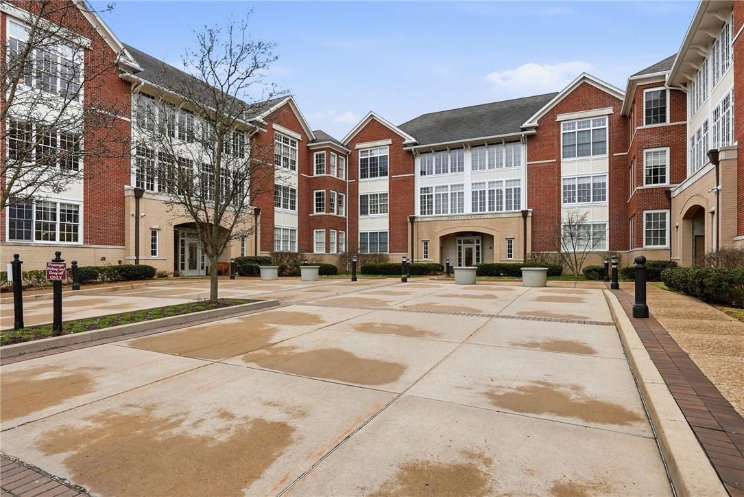 1240 Crescent Pl 2H