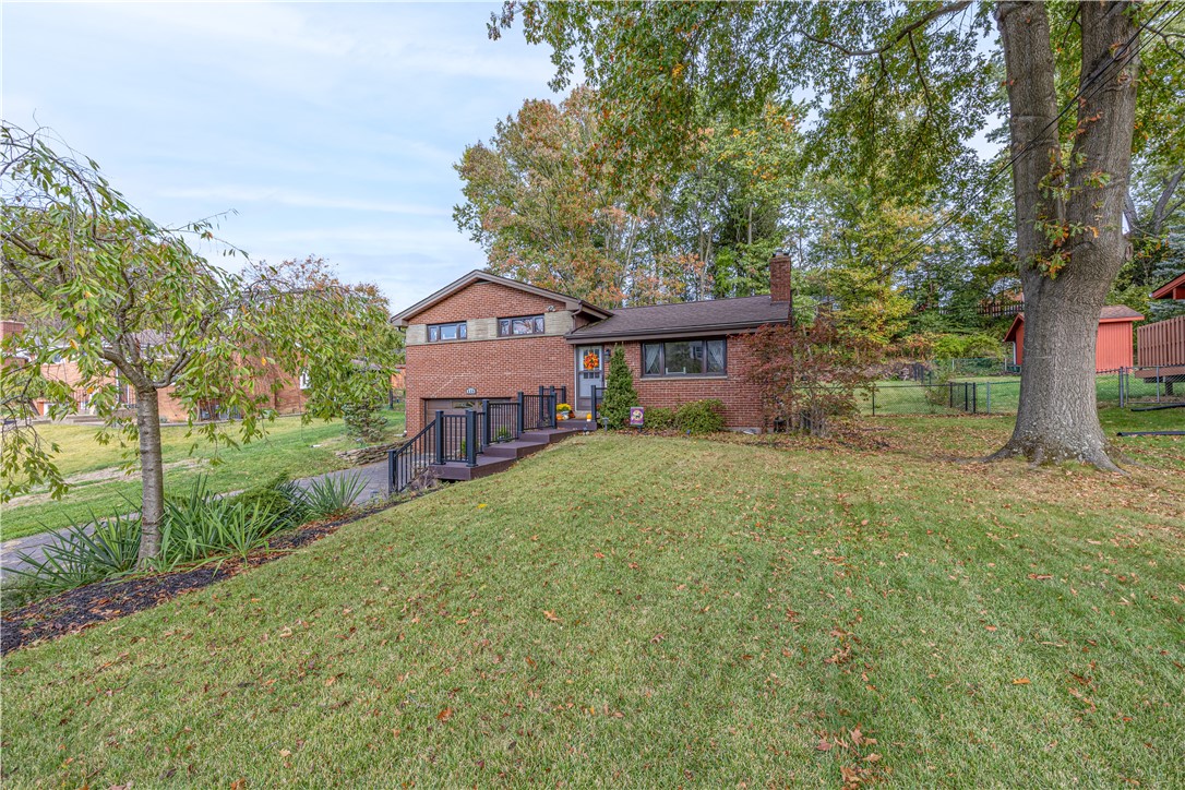 624 Fort Couch Rd