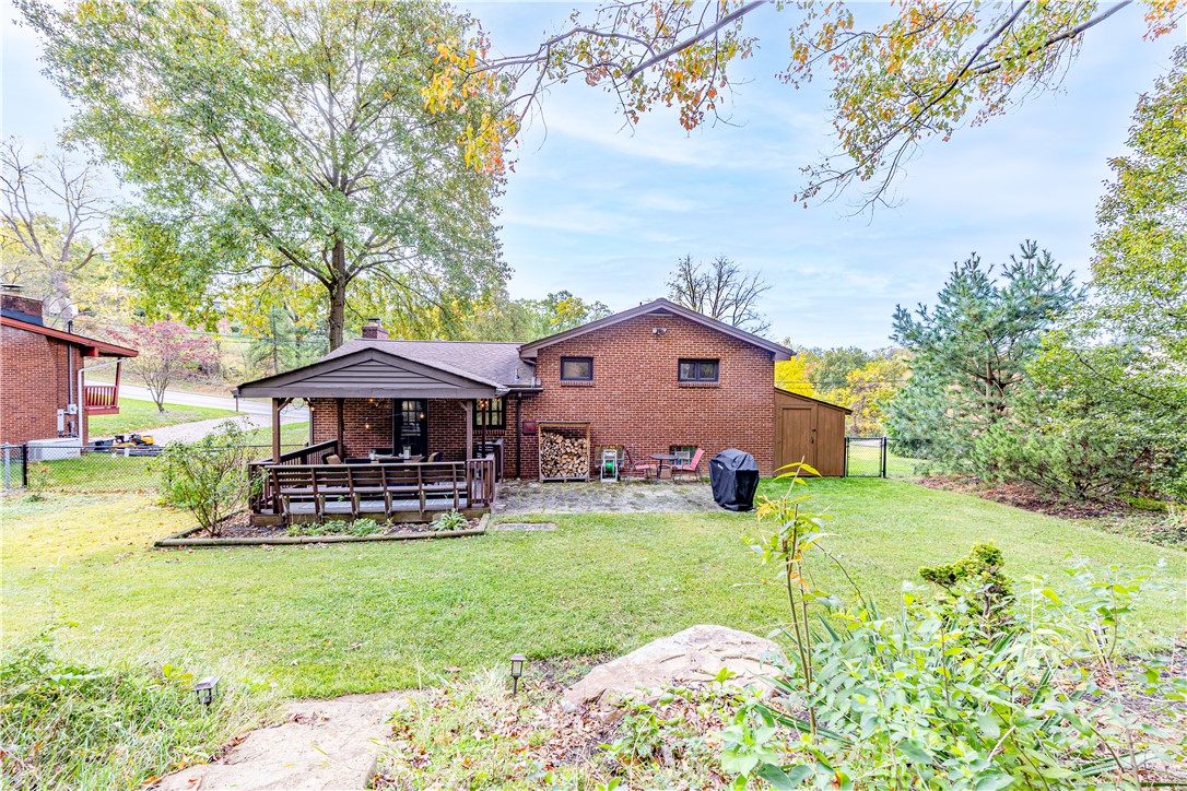 624 Fort Couch Rd