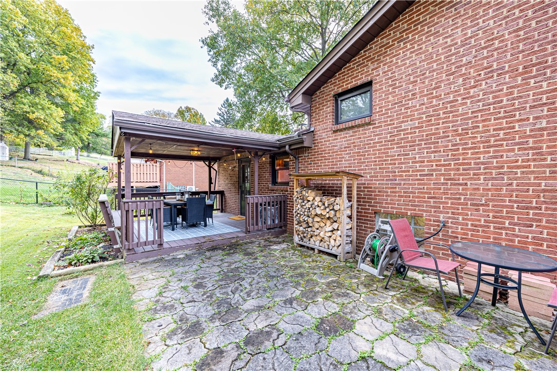 624 Fort Couch Rd