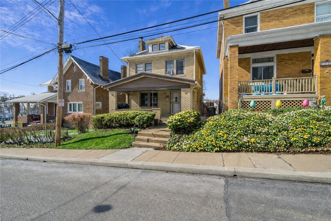 1115 Hillsdale Ave