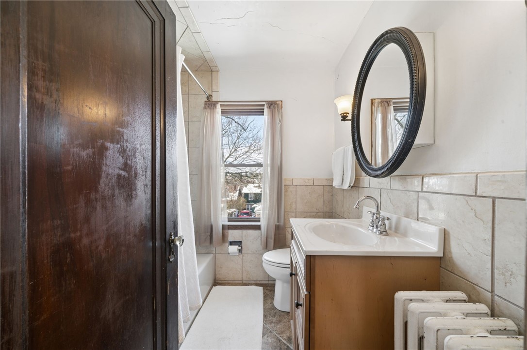 1115 Hillsdale Ave