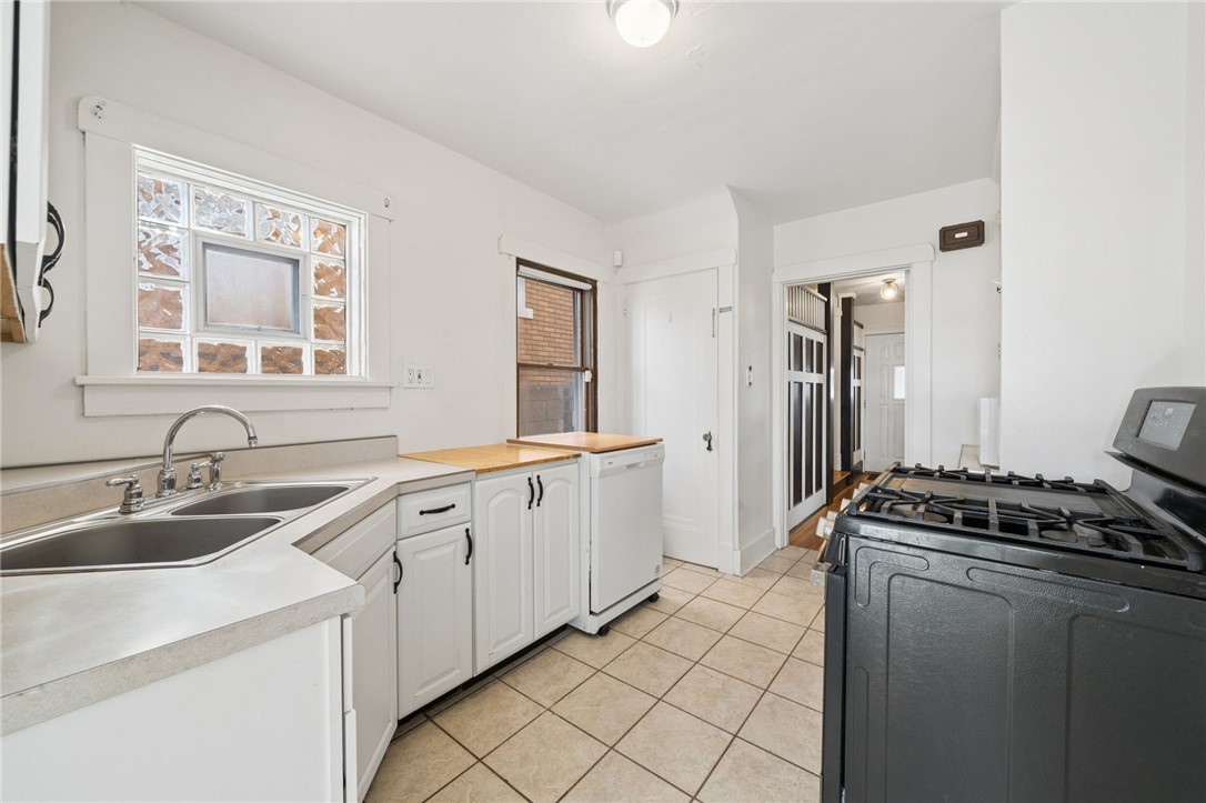 1115 Hillsdale Ave