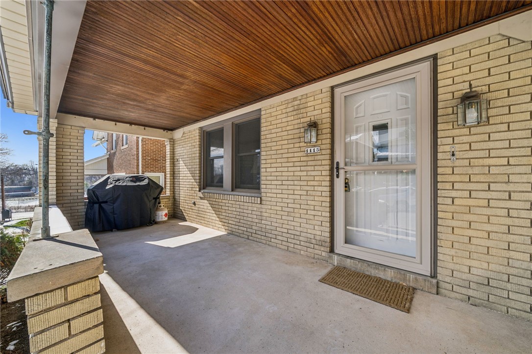 1115 Hillsdale Ave