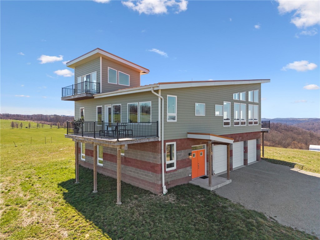 1029 Hoffman Rd
