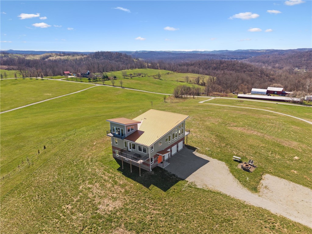 1029 Hoffman Rd