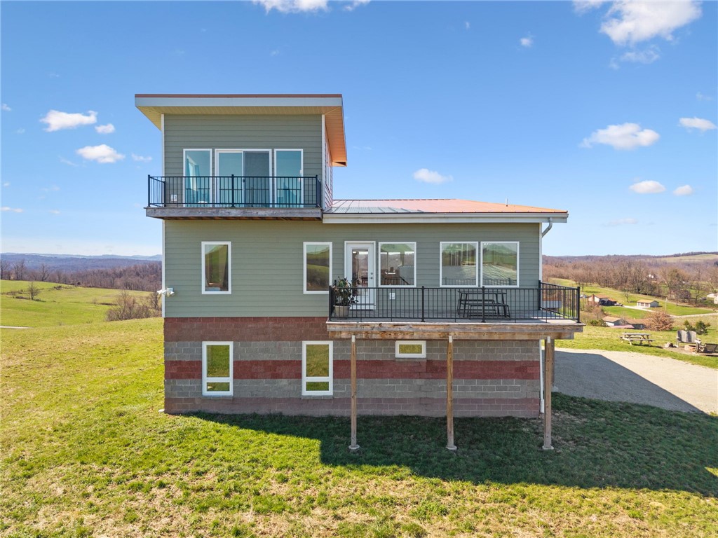 1029 Hoffman Rd