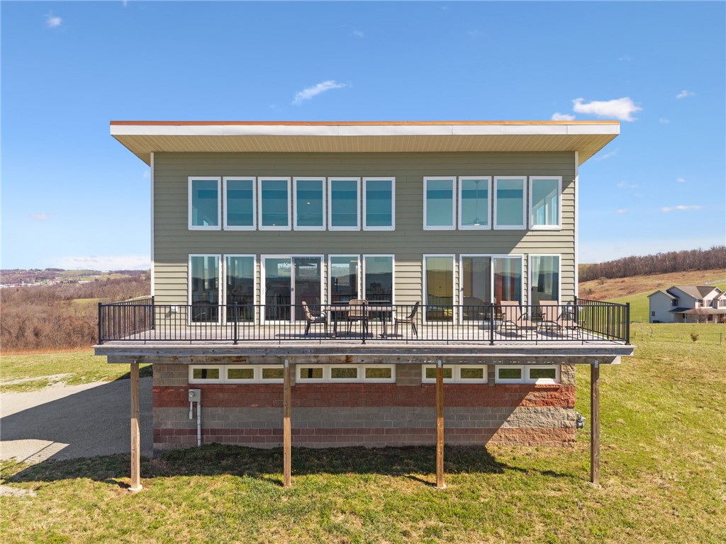 1029 Hoffman Rd